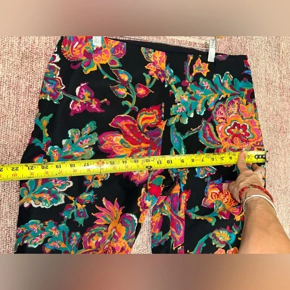 Ralph Lauren Black Wide-Leg Floral Pants with Multicolor Print - Picture 4 of 9